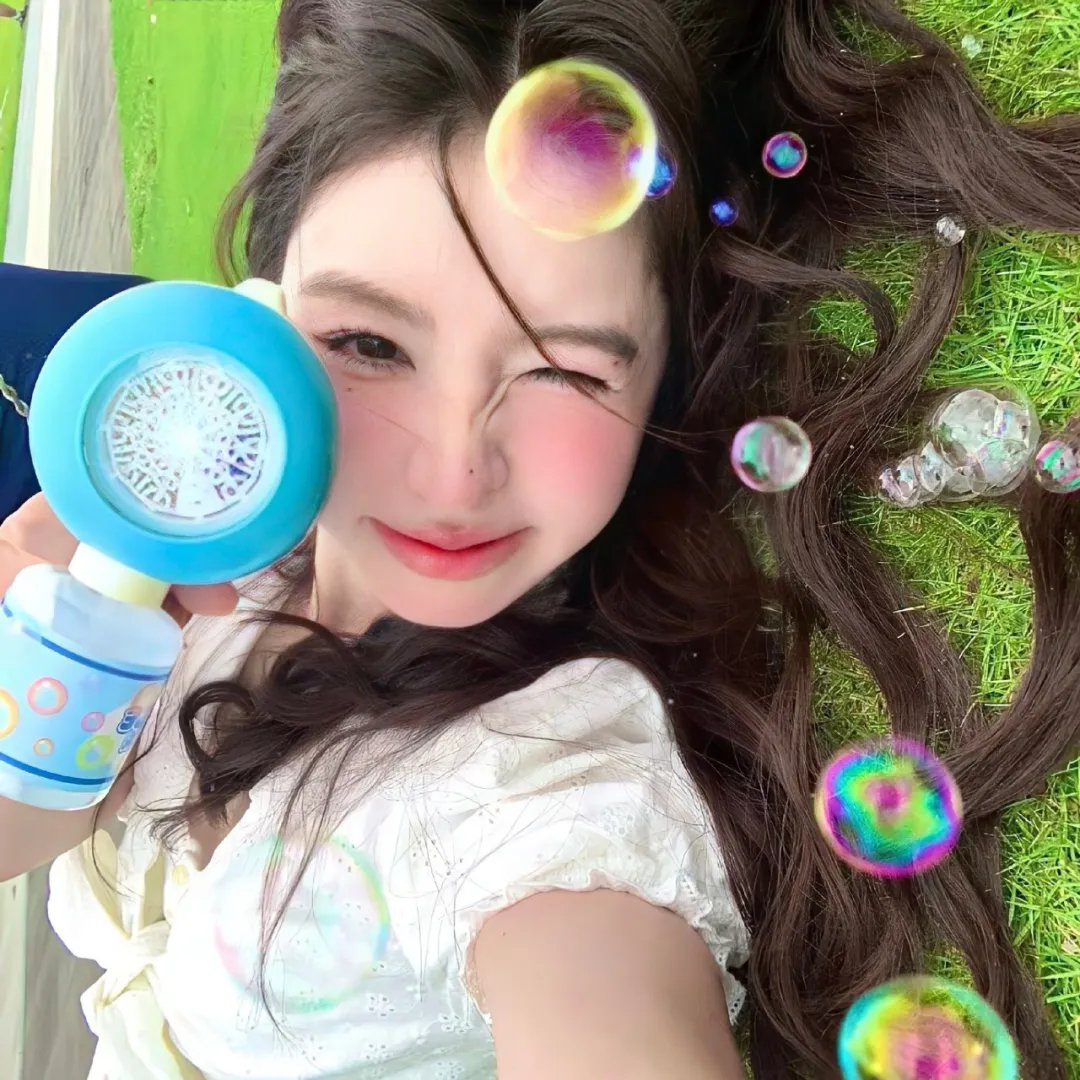 飞女黛丝